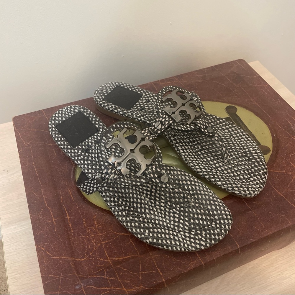 Tory Burch Monochrome Flip-Flops - Picture 2 of 5